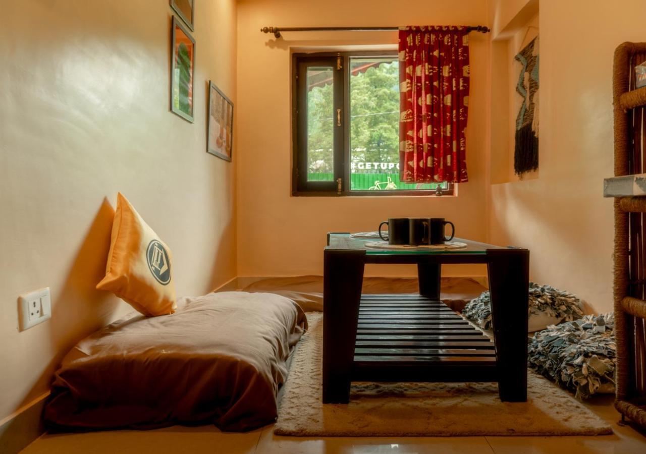 Weekends Forever Naukuchiatal, Bhimtal Hostel Buitenkant foto