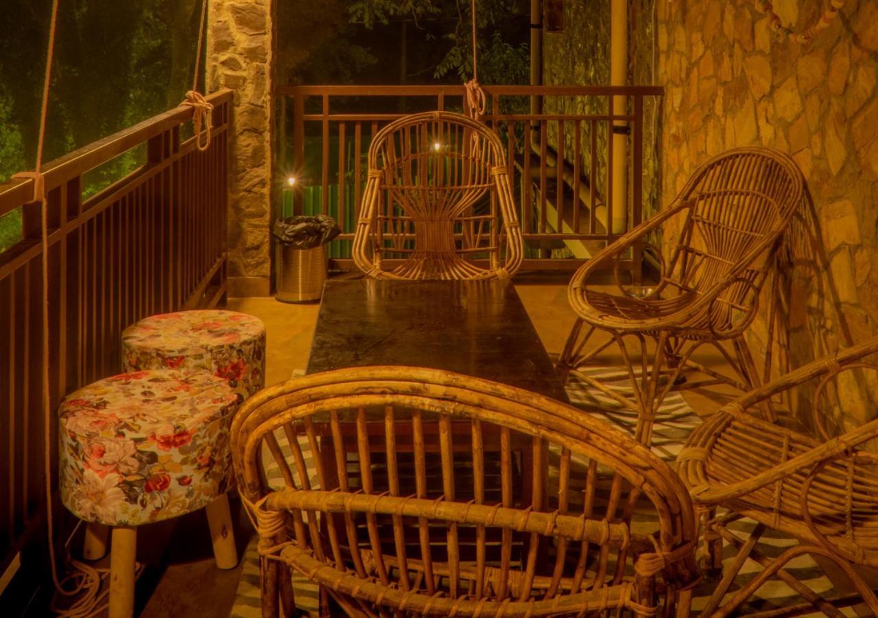 Weekends Forever Naukuchiatal, Bhimtal Hostel Buitenkant foto