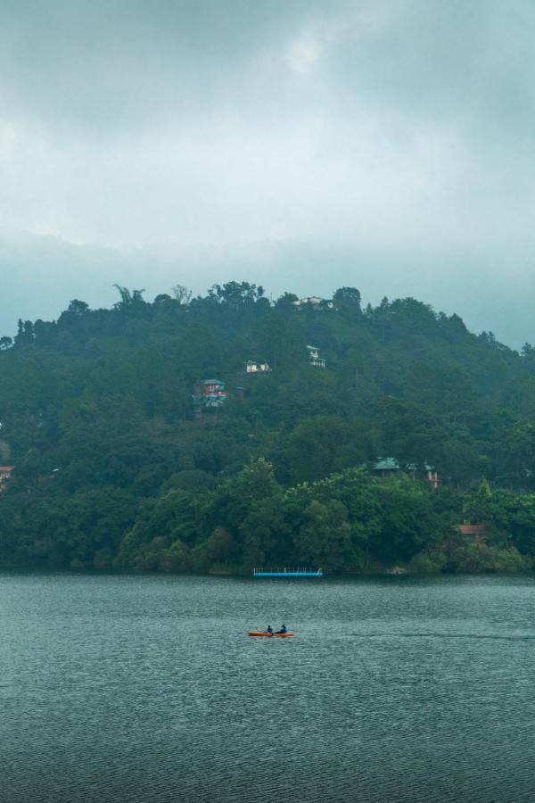 Weekends Forever Naukuchiatal, Bhimtal Hostel Buitenkant foto