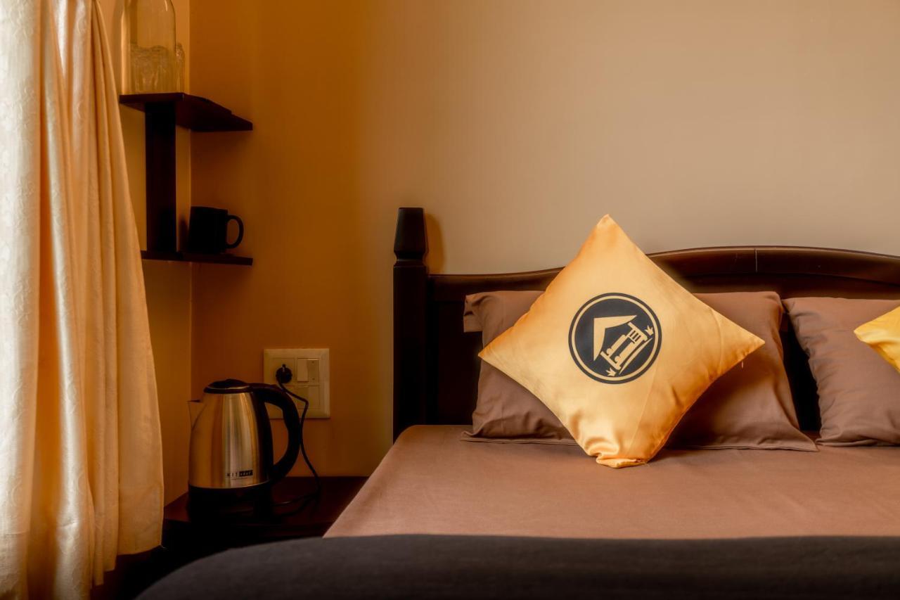 Weekends Forever Naukuchiatal, Bhimtal Hostel Buitenkant foto